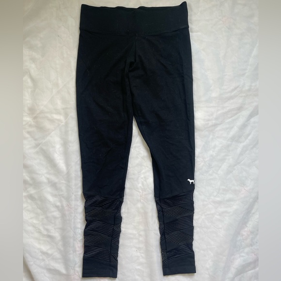 PINK/ Victoria Secret Yoga Leggings with mesh bottom - Picture 1 of 3